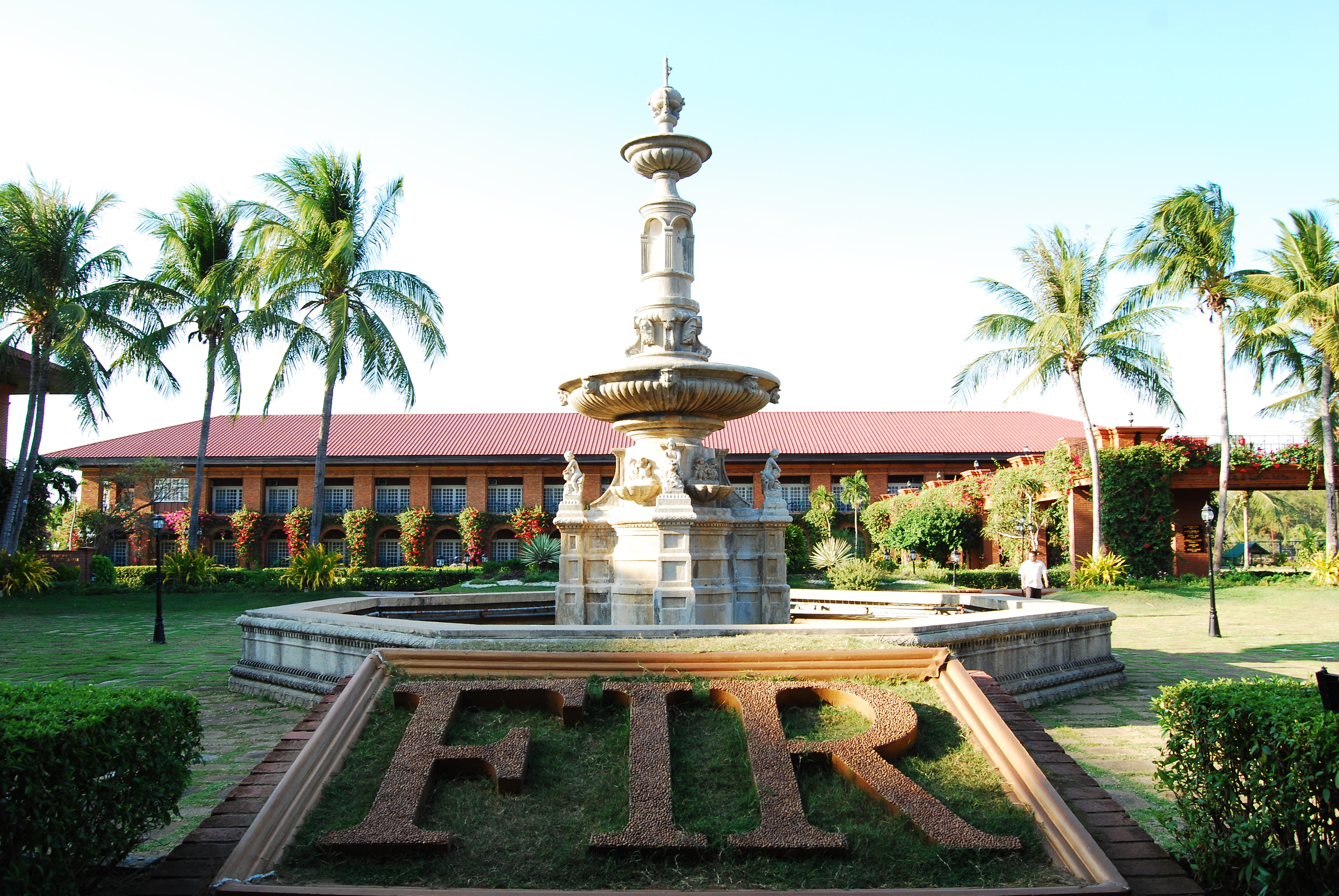 fort-ilocandia-resort-hotel-3